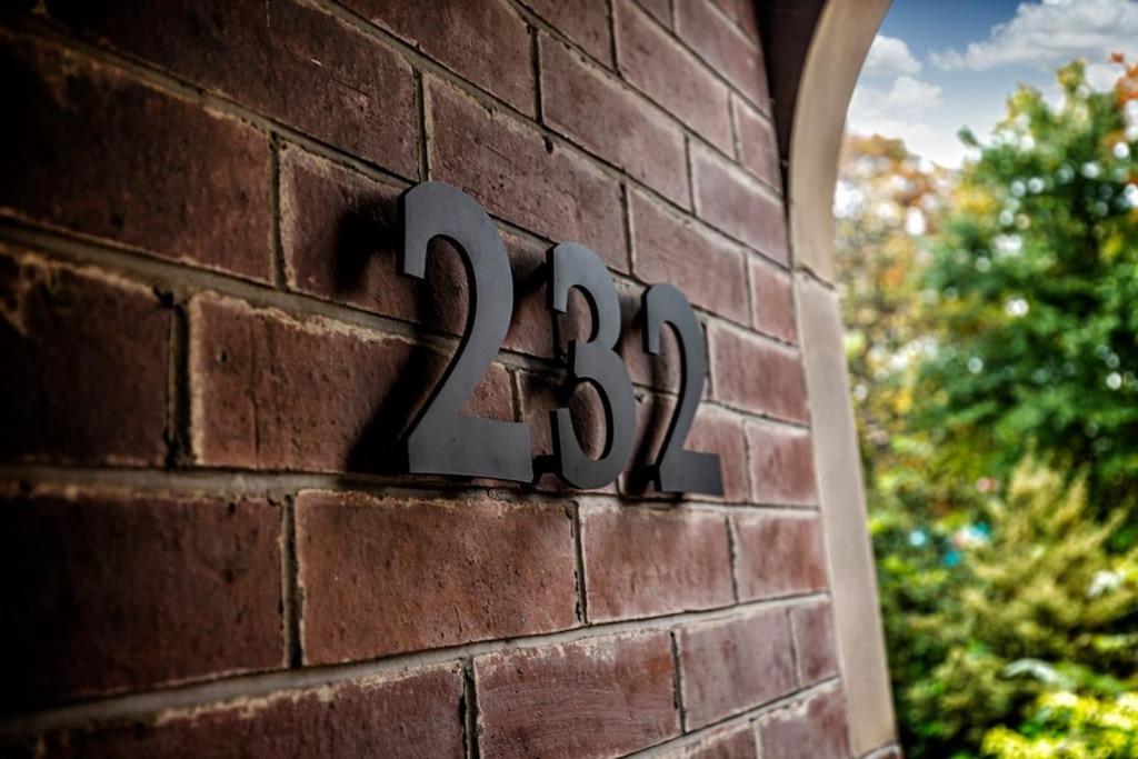 Bootique House - Luxury Group Accommodation In Wakefield Exteriör bild
