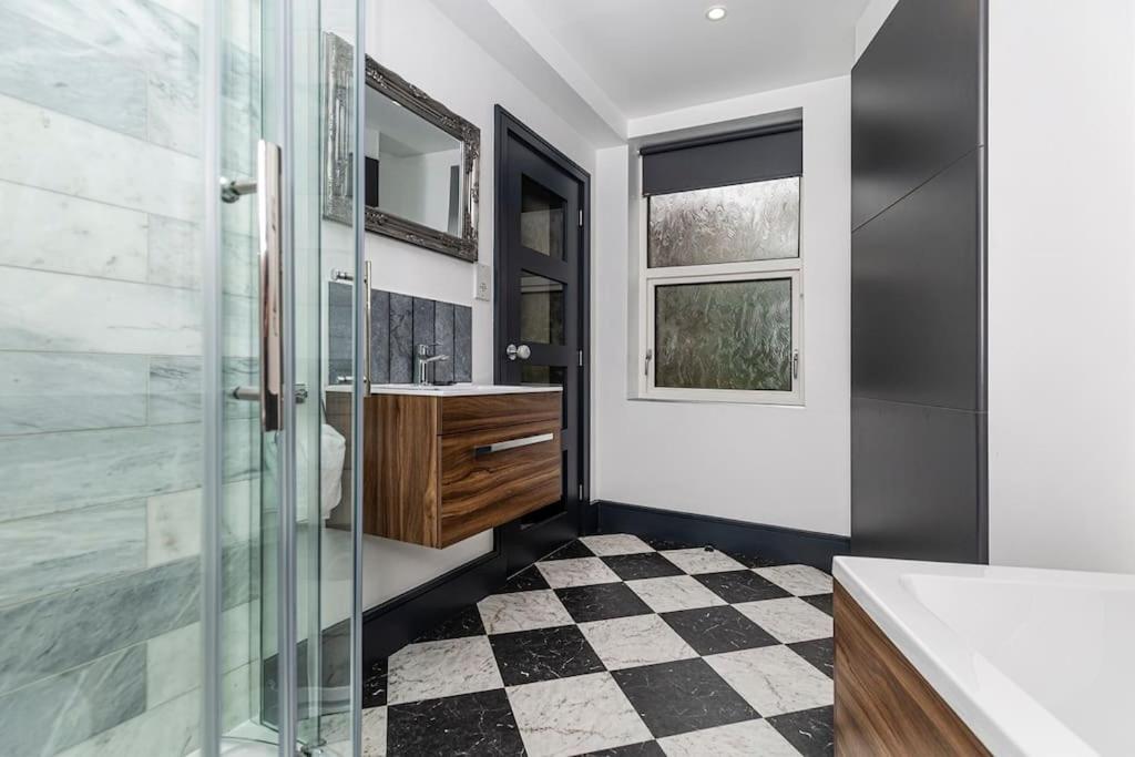 Bootique House - Luxury Group Accommodation In Wakefield Exteriör bild