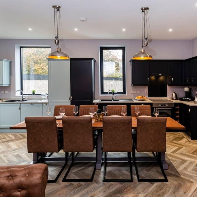 Bootique House - Luxury Group Accommodation In Wakefield Exteriör bild
